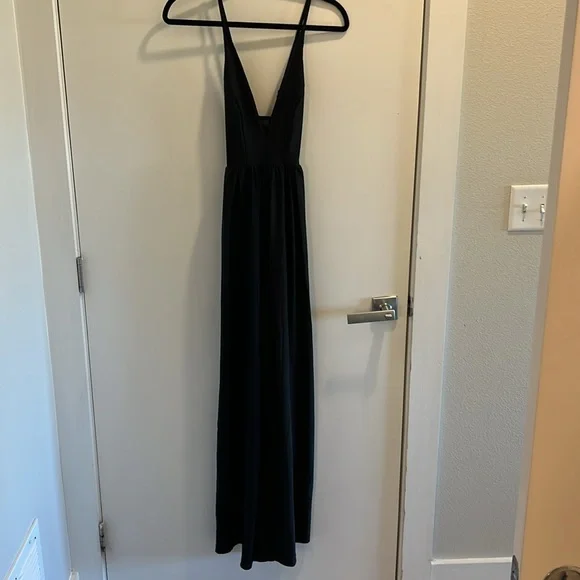 Klassy Network Size Small Deep V Black Jumpsuit - Picture 5 of 6